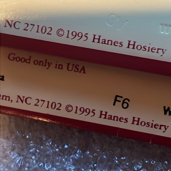 2 vintage Hanes Alive Support size B Black and Navy Pantyhose hose stockings - Picture 10 of 10